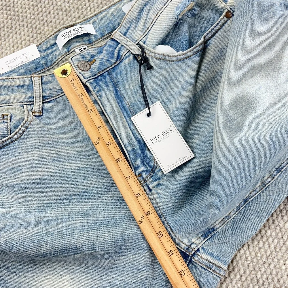 Judy Blue Jeans Women 16W Straight Leg High Waist Light Wash Distressed  Holes - Picture 16 of 16